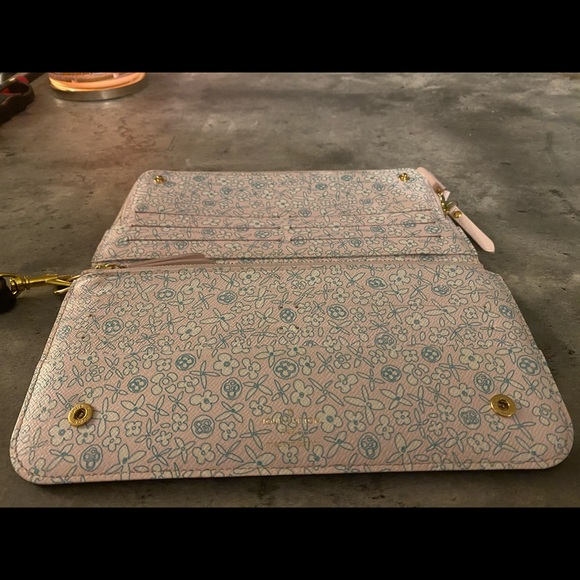 Louis Vuitton Fleuri Insolite Wallet - Picture 5 of 8